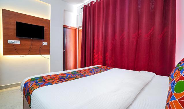 Hotel Royal Platinum Bangalore Eksteriør bilde