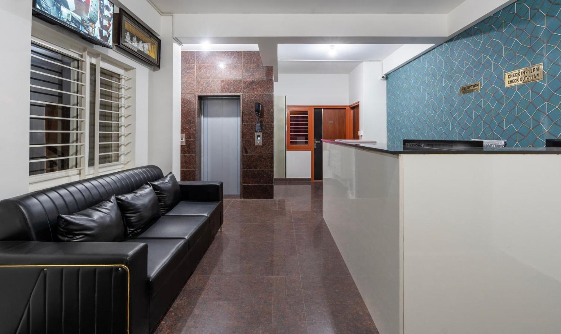 Hotel Royal Platinum Bangalore Eksteriør bilde