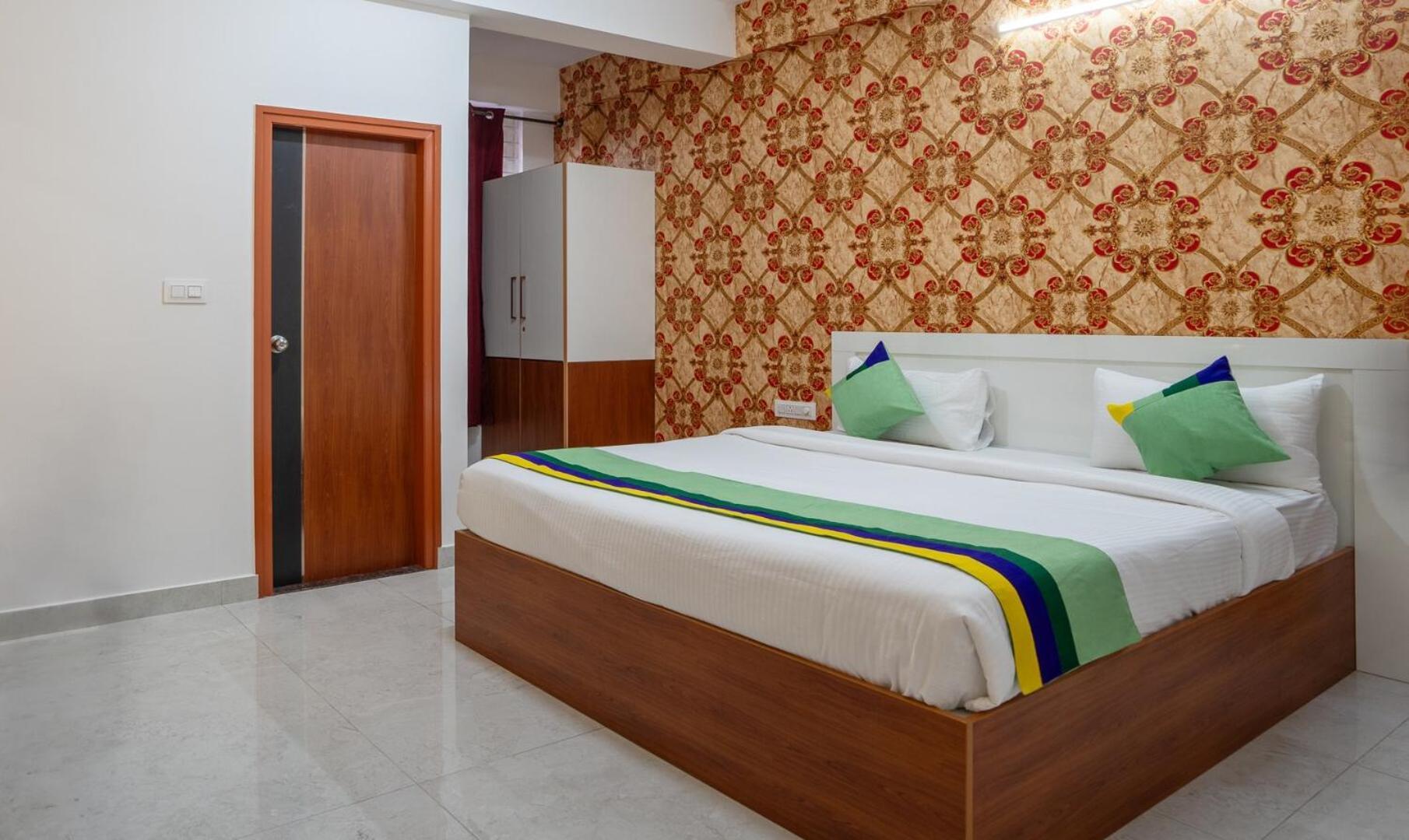 Hotel Royal Platinum Bangalore Eksteriør bilde